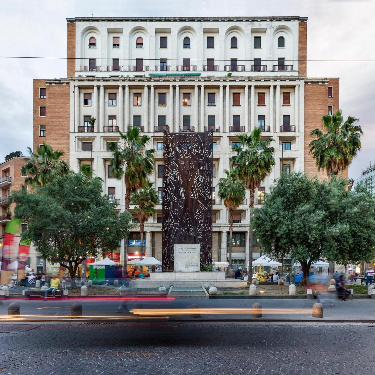 Boutique Hotel Piazza Carita' Naples Extérieur photo