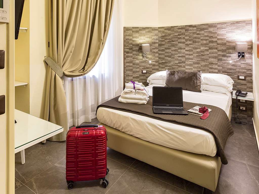 Boutique Hotel Piazza Carita' Naples Chambre photo