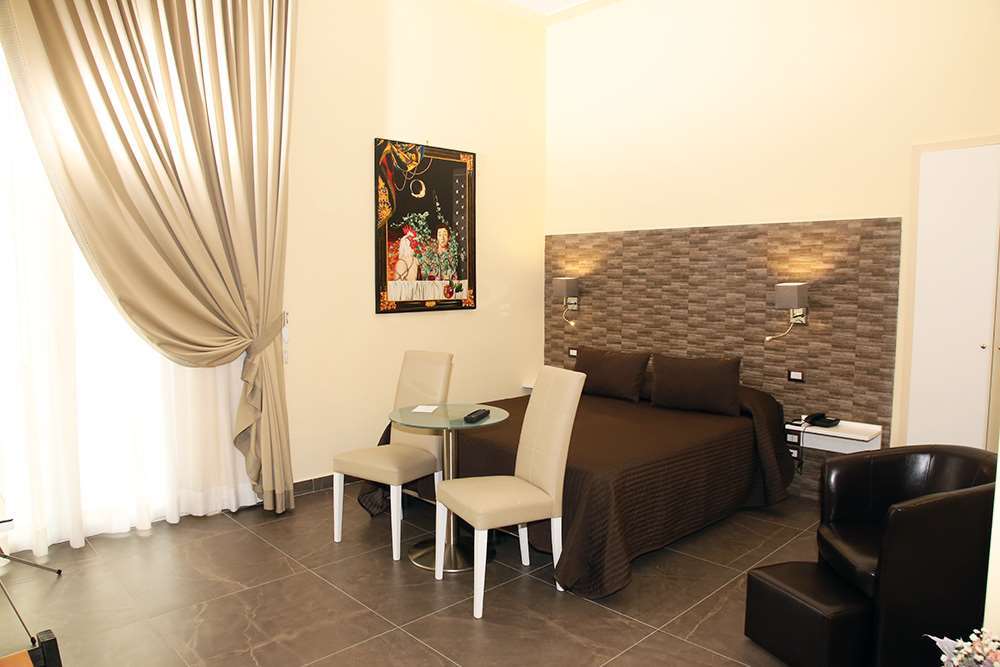 Boutique Hotel Piazza Carita' Naples Chambre photo